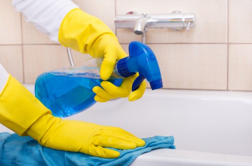 Local cleaning team offering reliable cleaners in NW3