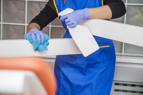 Free quote policy for Cleaners NW3 waste removal services